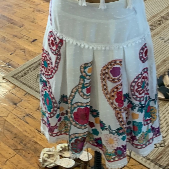 Lucy Paris Decorative Skirt - Picture 4 of 4